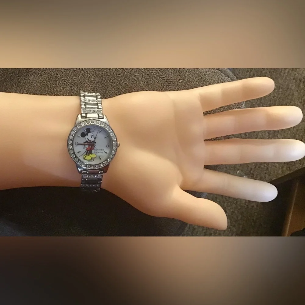 Disney: Mickey Mouse crystal accent bracelet /wrist watch.about/ appropriate 7”.